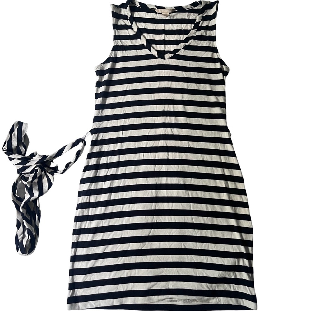 Banana Republic Black and White Sleeveless V-Neck Sundress